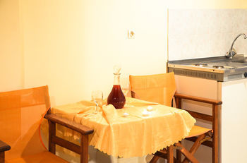 Artemis Studios And Apartments Psarou  ภายนอก รูปภาพ